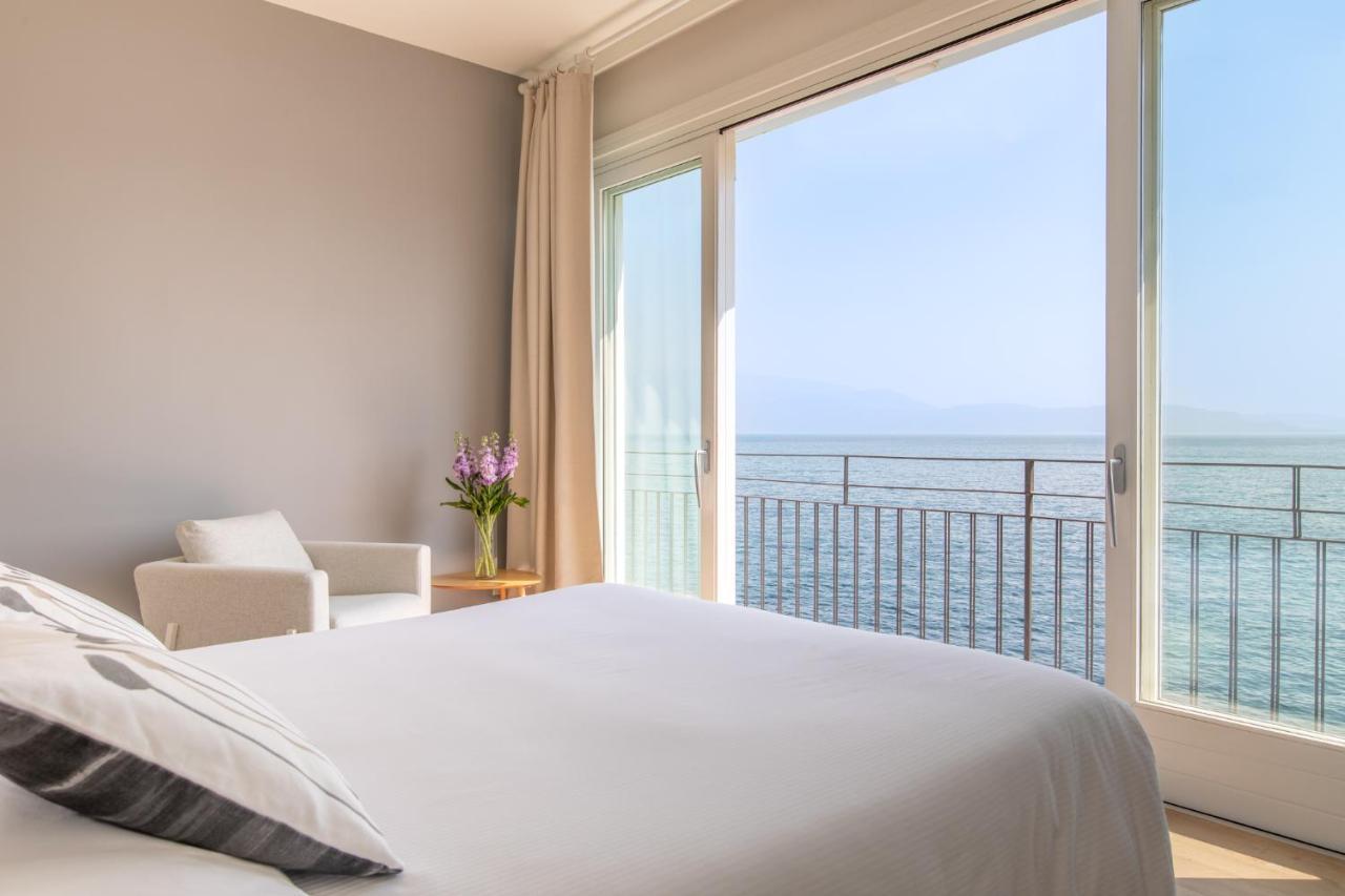 Luxury Lake View Apartments Salò Extérieur photo